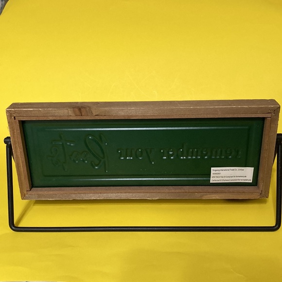 “Remember Your Roots” Table Decor - Picture 4 of 9